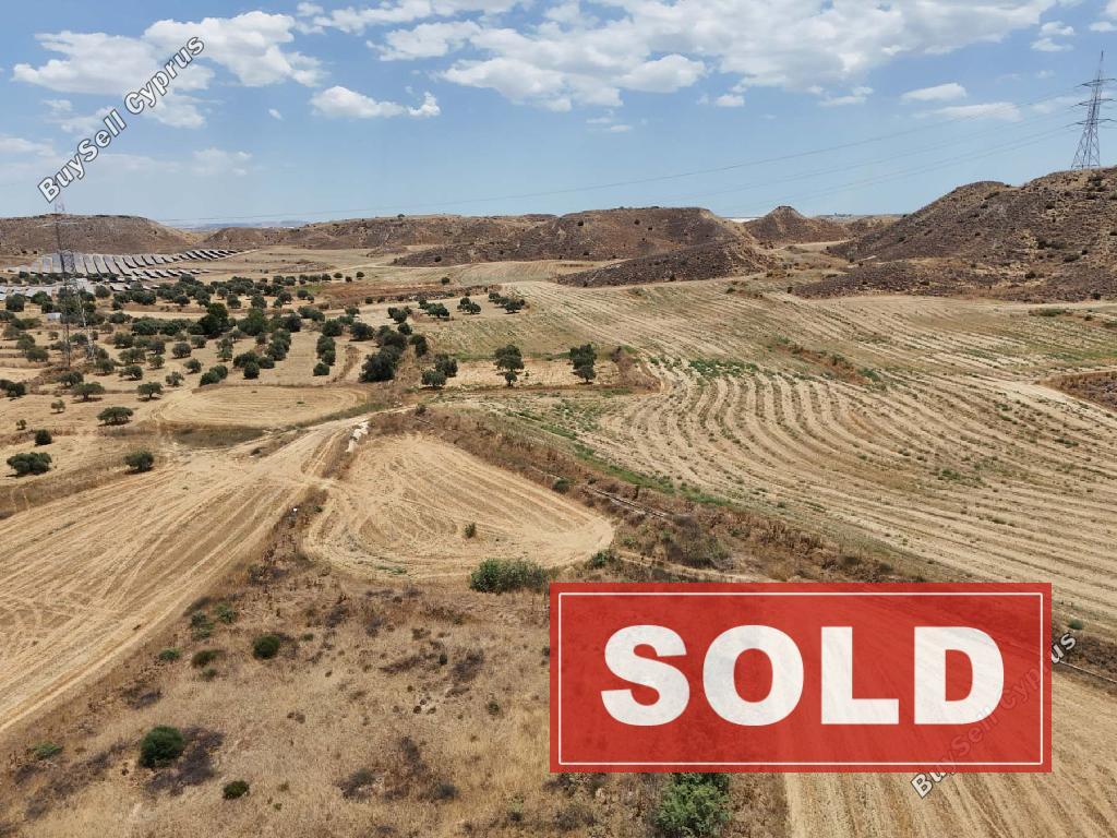land sold tseri nicosia 1257000 image 12773016