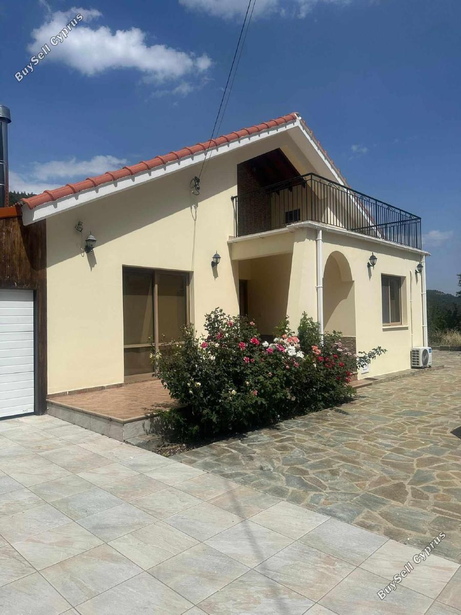 3 Bedroom Detached house for sale in Amiantos, Limassol 2715361
