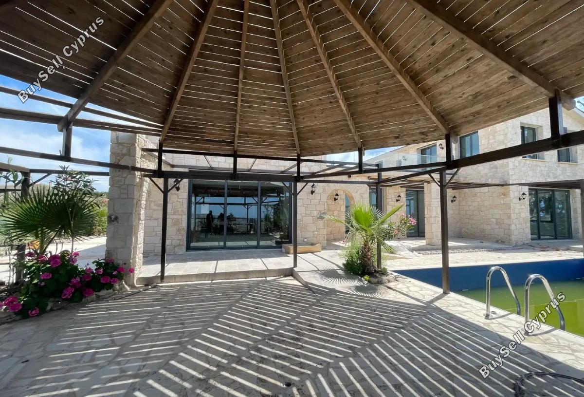 6 bedroom detached house for rent lasa paphos 8362500 image 15180001