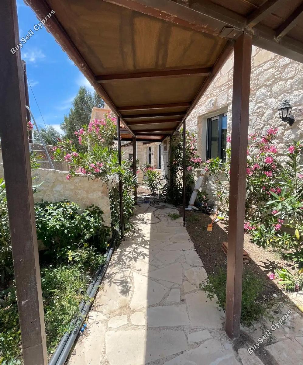 6 bedroom detached house for rent lasa paphos 8362500 image 15180005