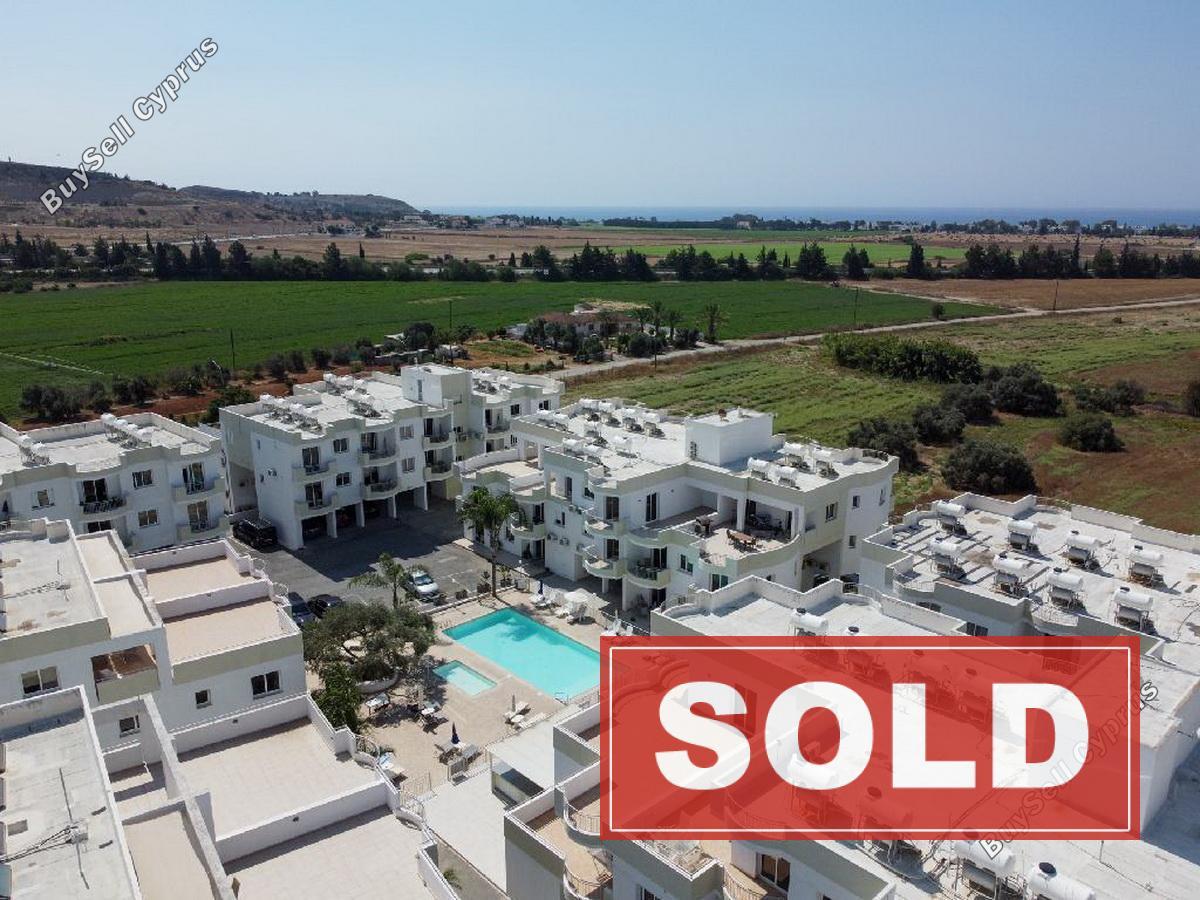 2 bedroom ground floor apartment sold pyla larnaca 8965600 image 17825731