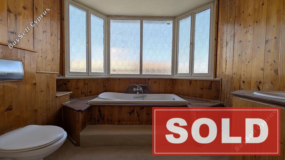 4 bedroom detached house sold aradippou larnaca 7814800 image 10646574