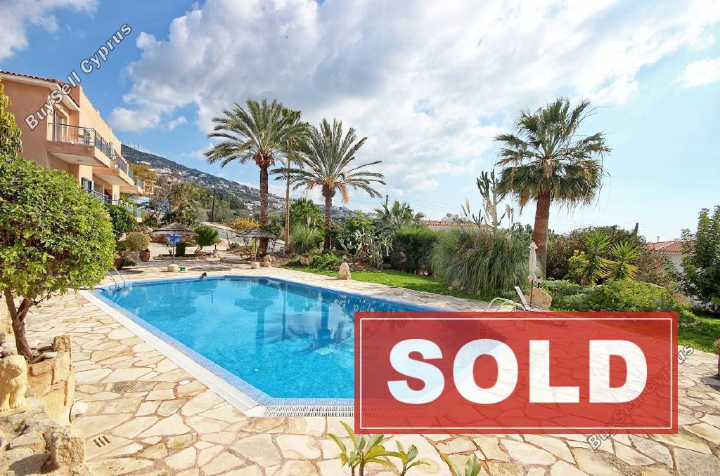 2 bedroom ground floor apartment sold tala paphos 8033310 image 12880656