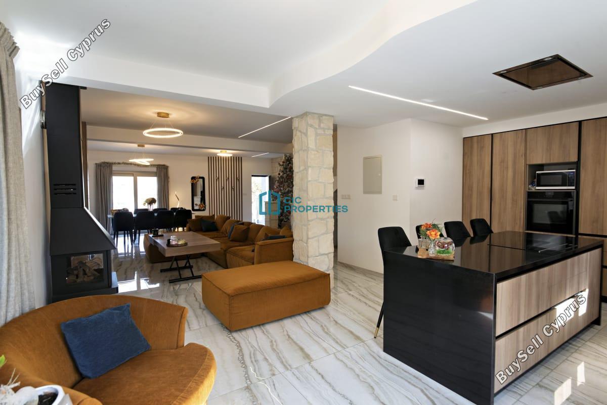 4 Bedroom Detached house for sale in Agia Anna, Larnaca 11345084