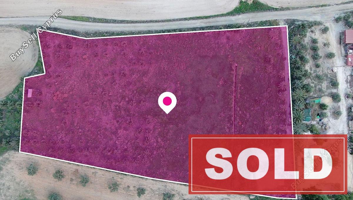 land sold latsia nicosia 1070120 image 2827200