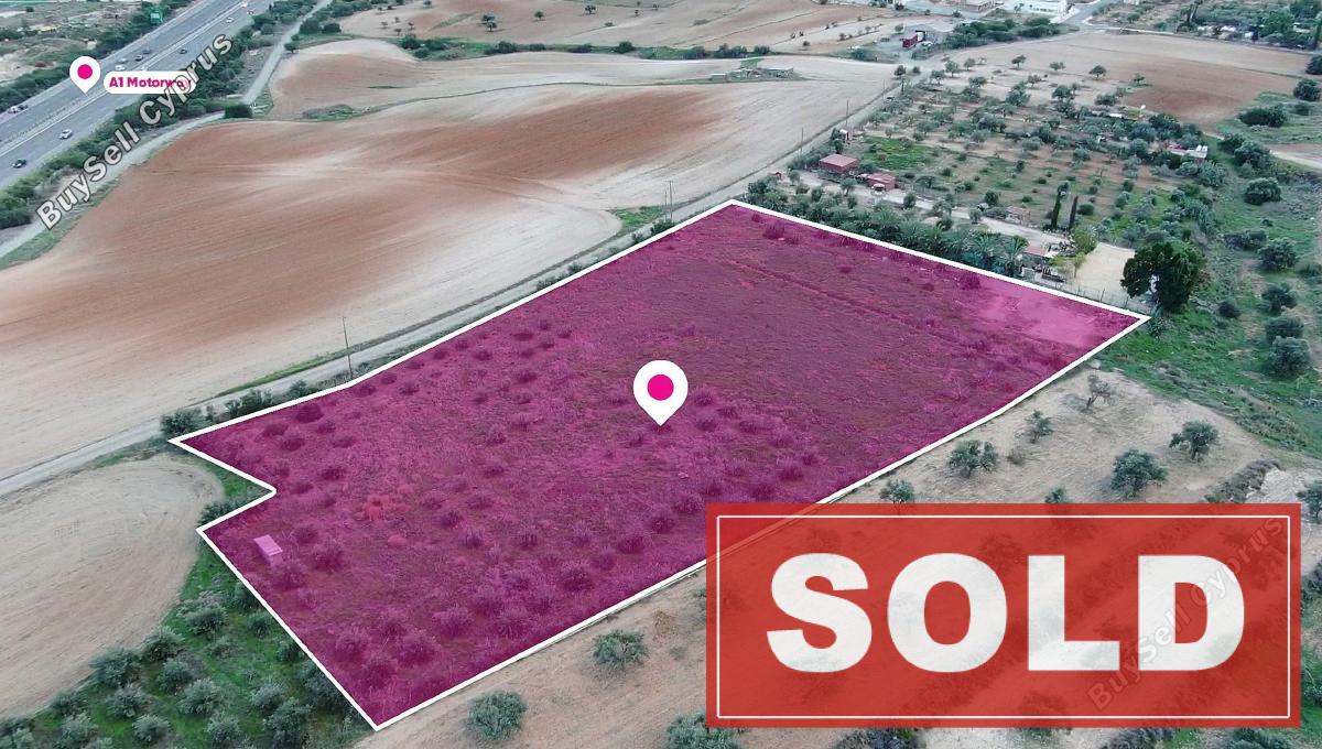 land sold latsia nicosia 1070120 image 2827243