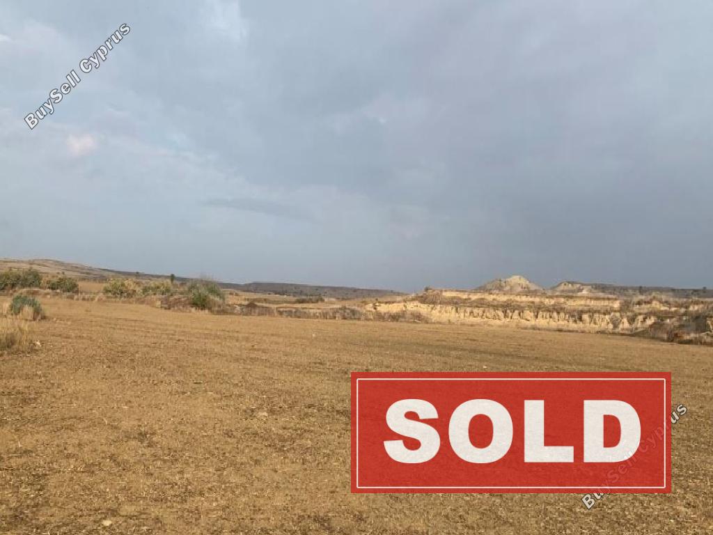 land sold tseri nicosia 877430 image 751412