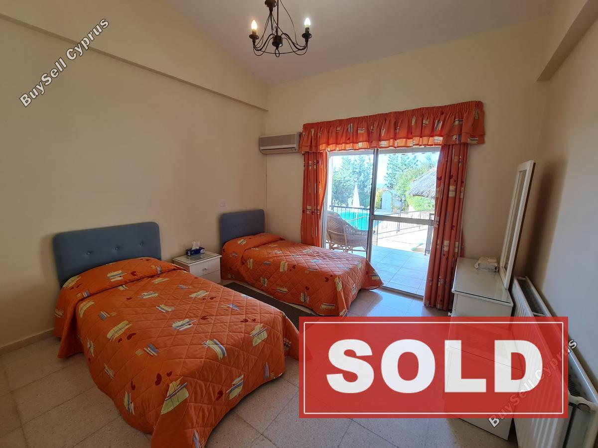 3 bedroom bungalow sold peyia paphos 8438530 image 15030021