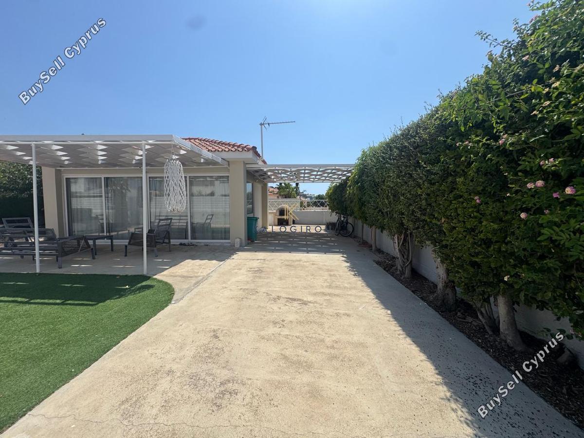 3 bedroom detached house for rent pervolia larnaca 1940340 image 9225965