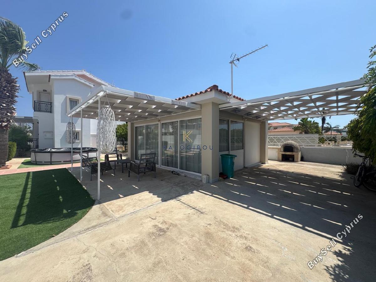 3 bedroom detached house for rent pervolia larnaca 1940340 image 9225983