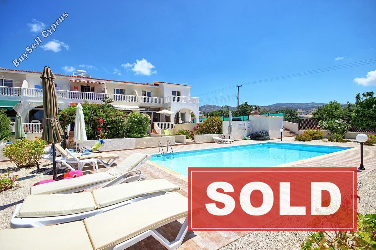 2 bedroom town house sold peyia paphos 645440 image 379998