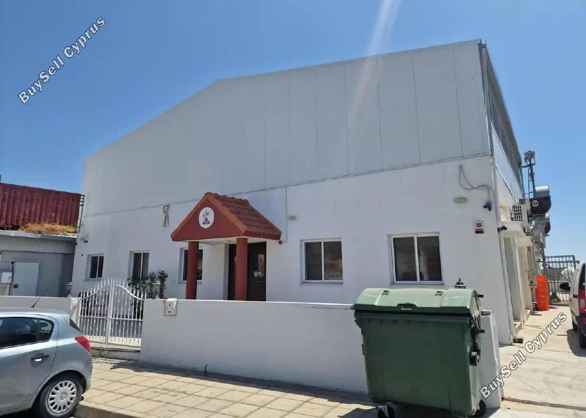 Building for sale in Pano Polemidia, Limassol 11475732