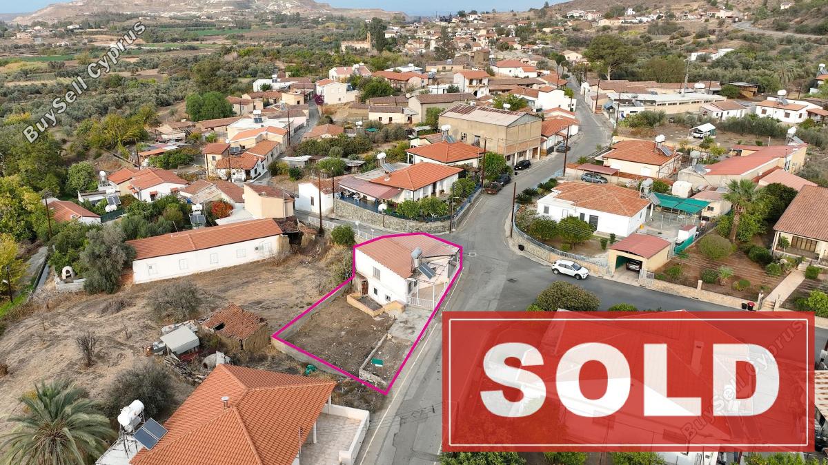 1 bedroom bungalow sold flasou nicosia 7957740 image 11407035