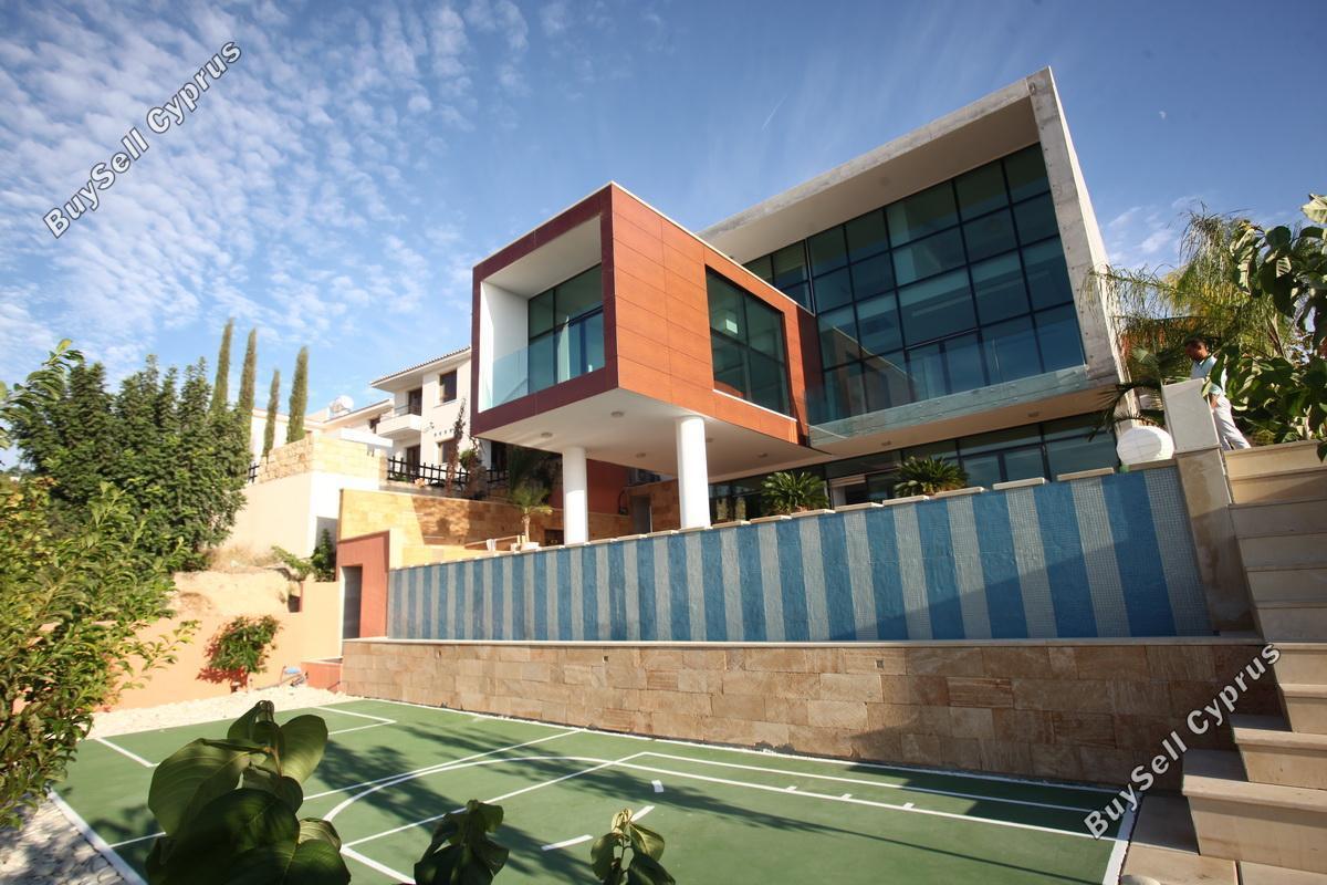 7 Bedroom Detached house for sale in Tala, Paphos 381691