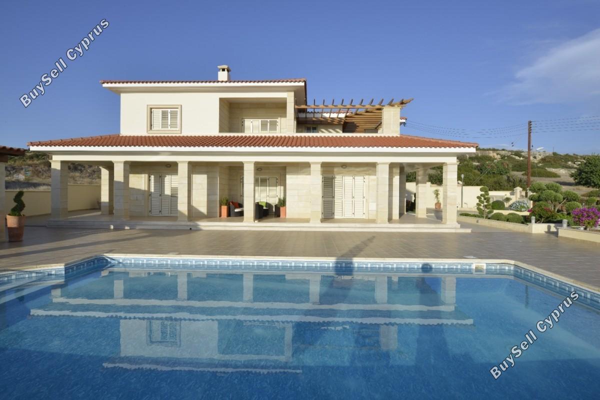8 Bedroom Detached house for sale in Sea Caves Peyia, Paphos 16721282