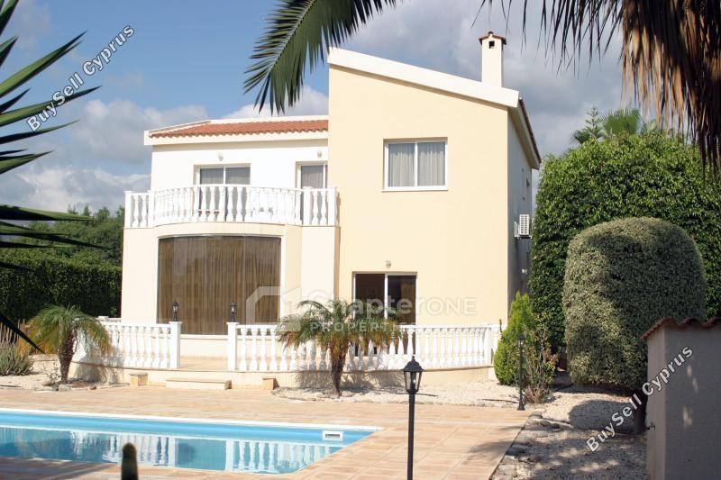 3 Bedroom Detached house for sale in Mesa Chorio, Paphos 14693335