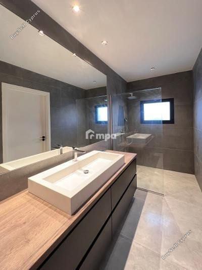 7 bedroom detached house for sale latsia nicosia 1729260 image 5539356