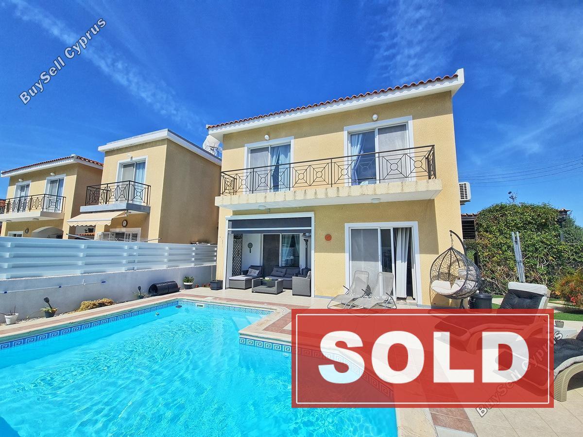 3 bedroom detached house sold kissonerga paphos 1036460 image 1105275