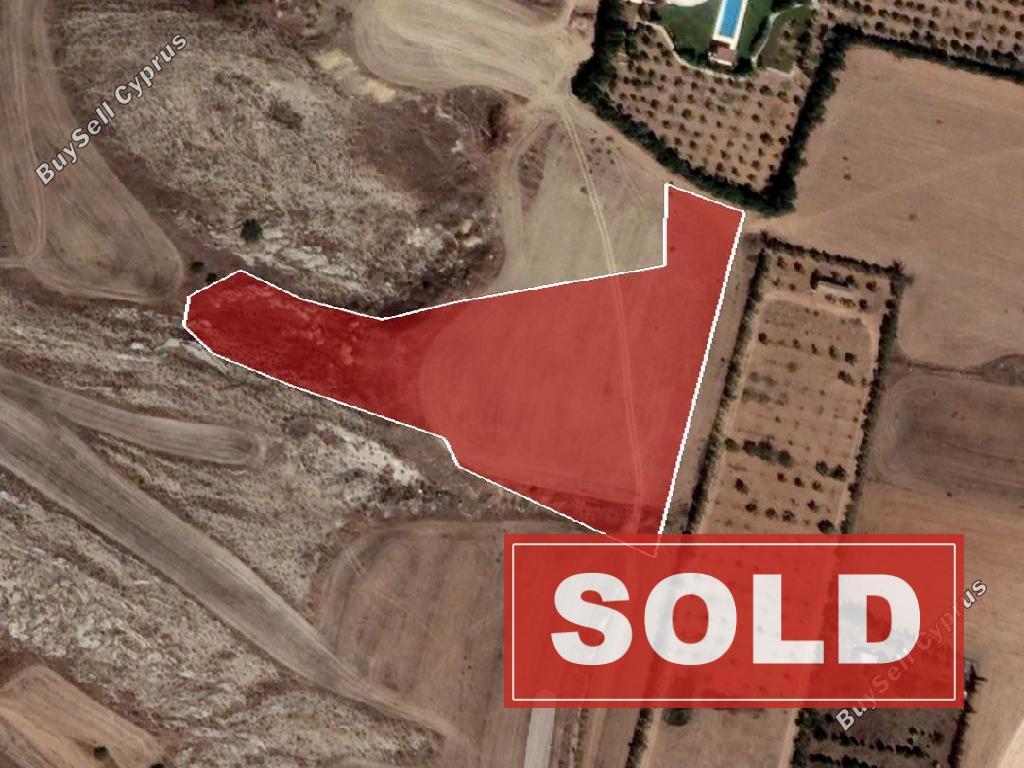 land sold geri nicosia 859660 image 3003400