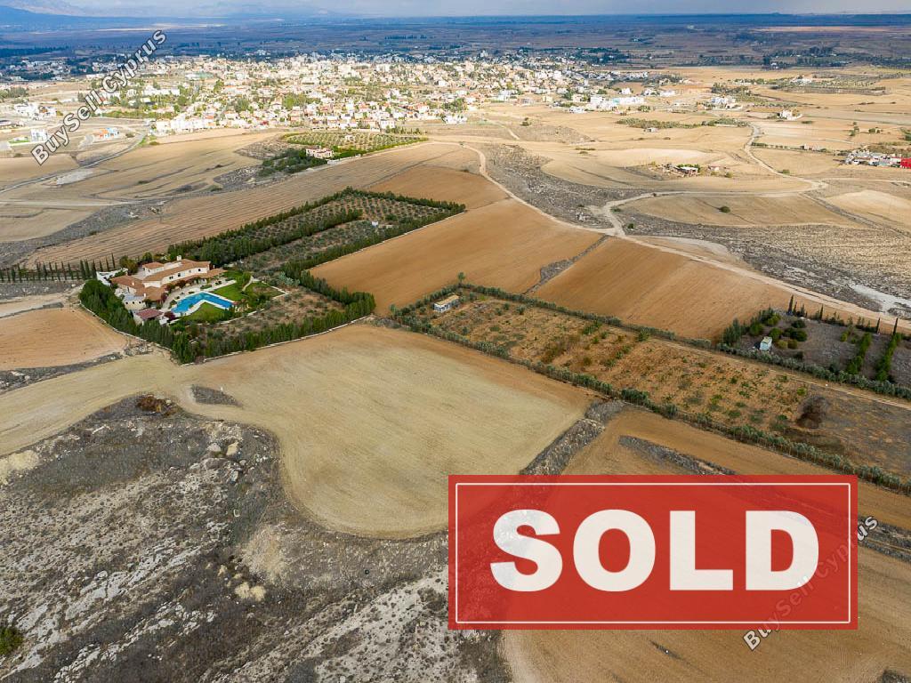 land sold geri nicosia 859660 image 3003408