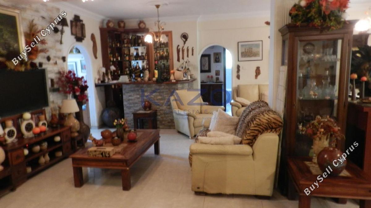 4 bedroom ground floor apartment for sale agia zoni limassol 1868760 image 6897515