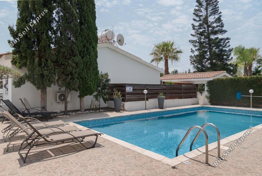 2 bedroom ground floor apartment for rent kato paphos universal paphos 8923860 image 17559931