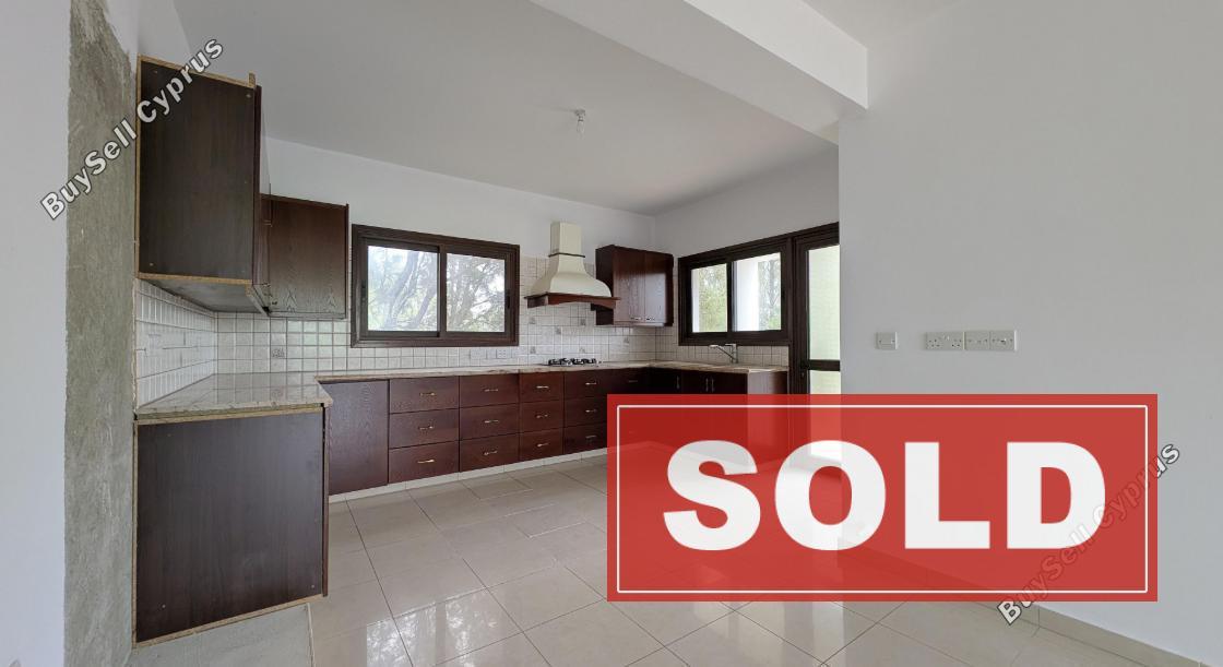 3 bedroom detached house sold ergates nicosia 8249070 image 13866552