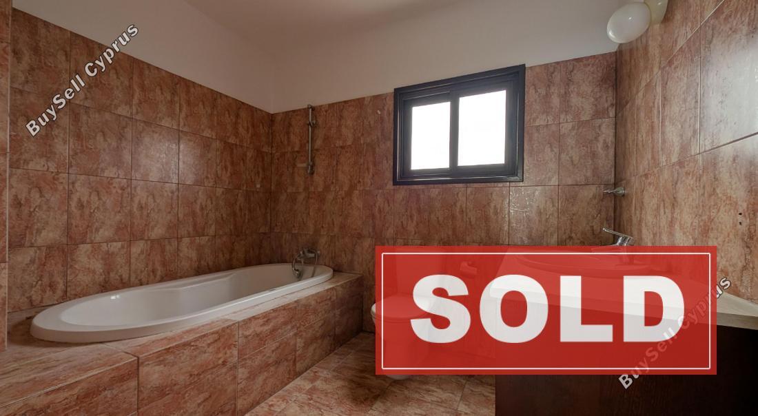 3 bedroom detached house sold ergates nicosia 8249070 image 13866564