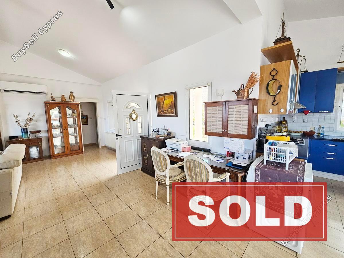 3 bedroom bungalow sold mesa chorio paphos 8087470 image 13138515