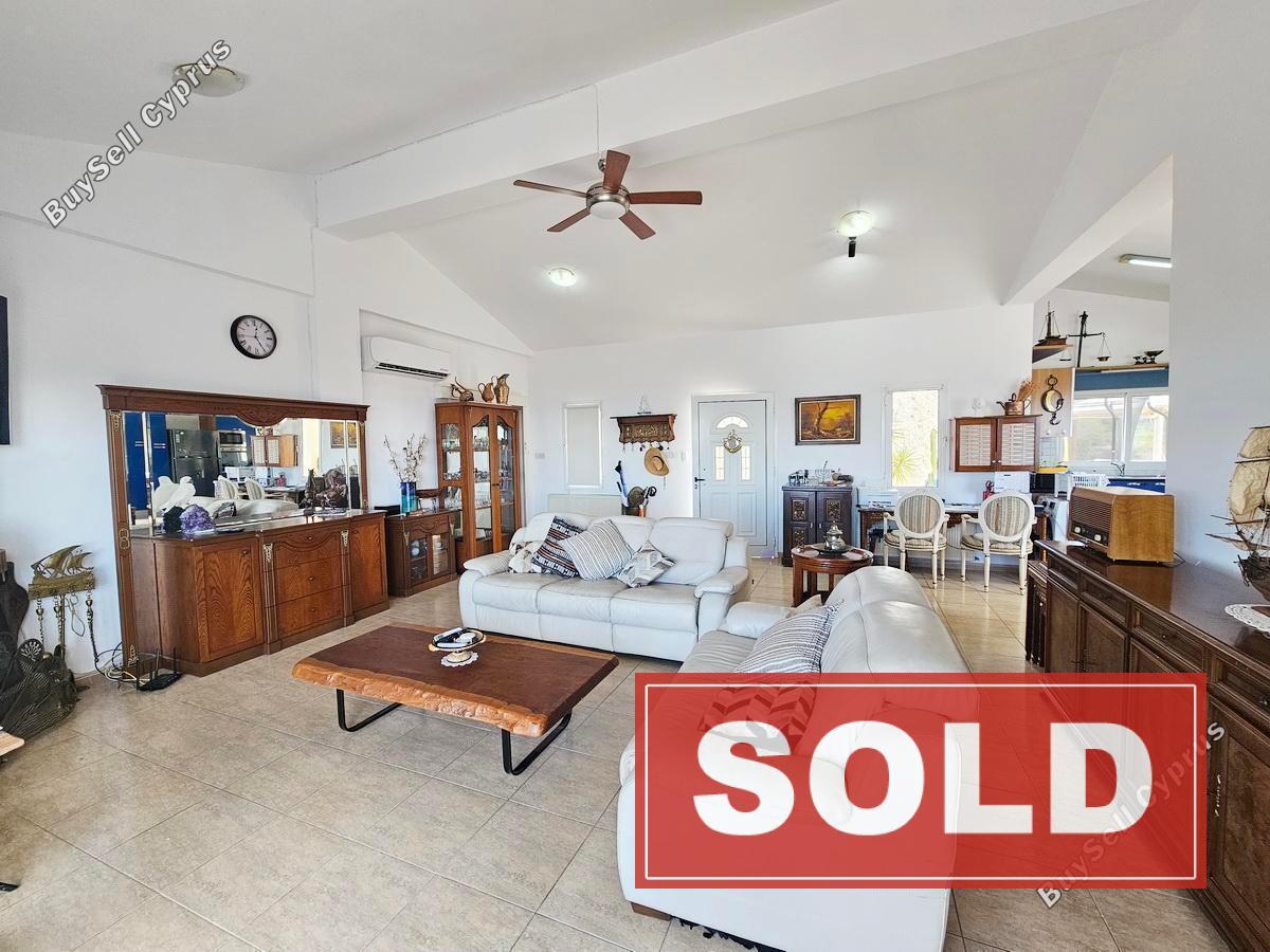 3 bedroom bungalow sold mesa chorio paphos 8087470 image 13138525