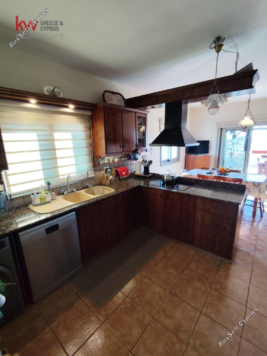 3 bedroom apartment for sale faneromeni larnaca 1666570 image 16123566