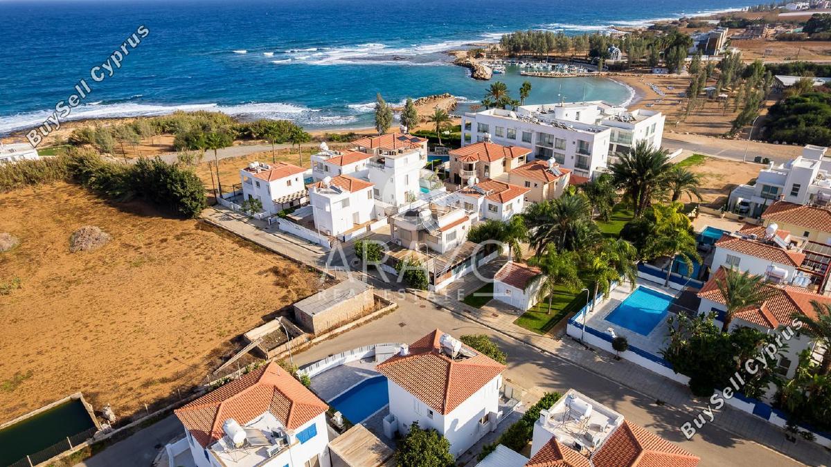 2 Bedroom Detached house for sale in Agia Triada, Famagusta 16653052