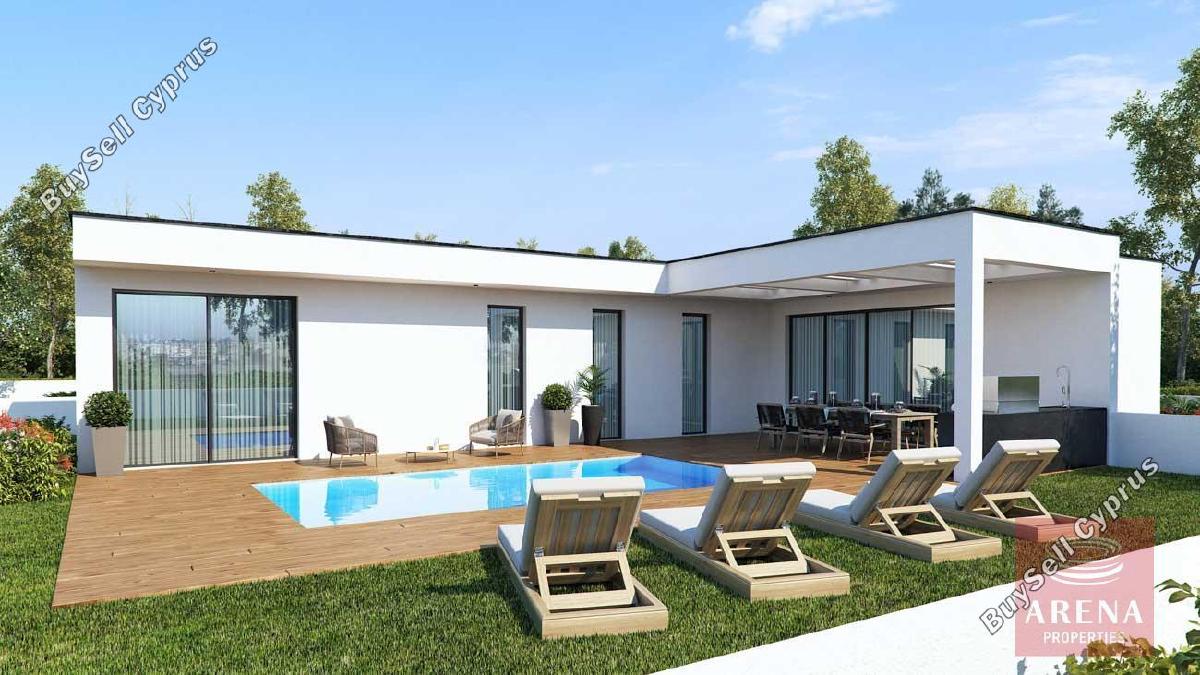 4 Bedroom Bungalow for sale in Pervolia, Larnaca 13147505