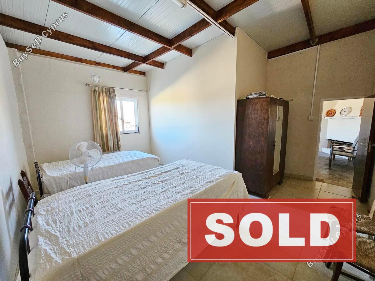 2 bedroom semi detached bungalow sold ineia paphos 1611080 image 4070849