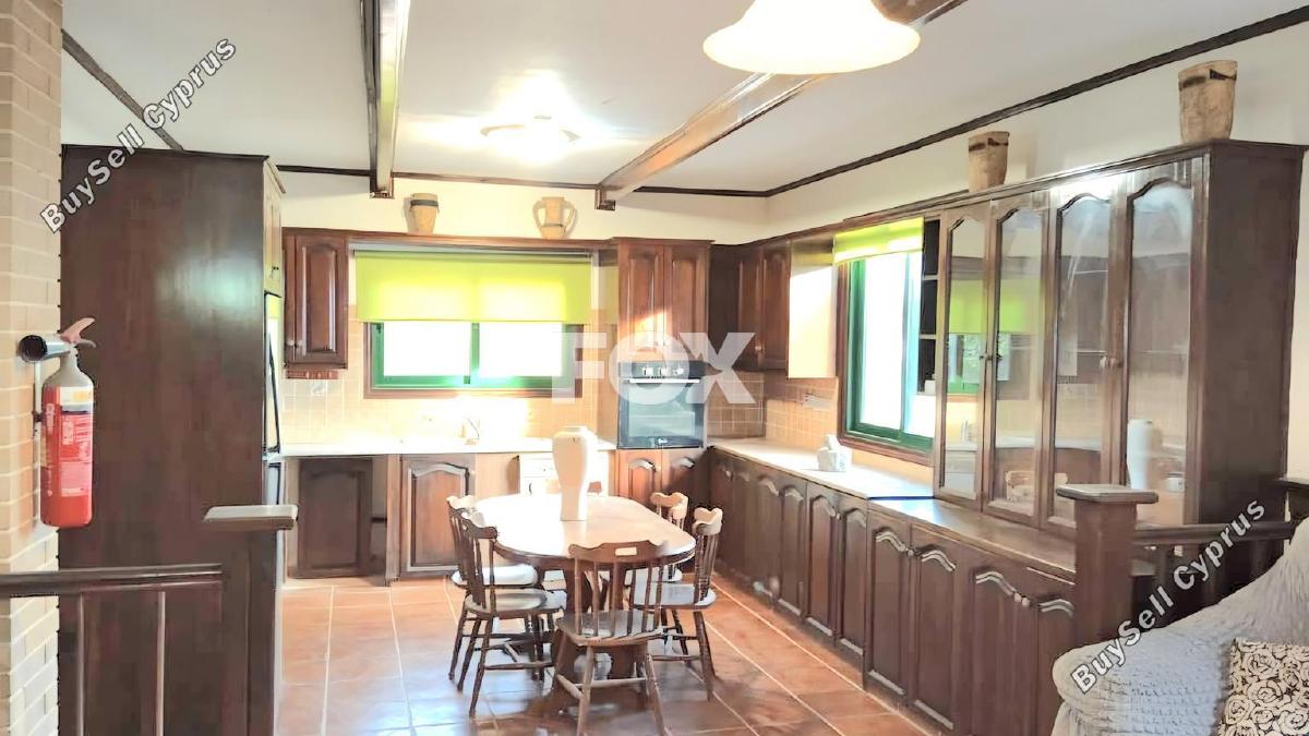 3 bedroom semi detached house for rent mouttagiaka limassol 8000280 image 14874030