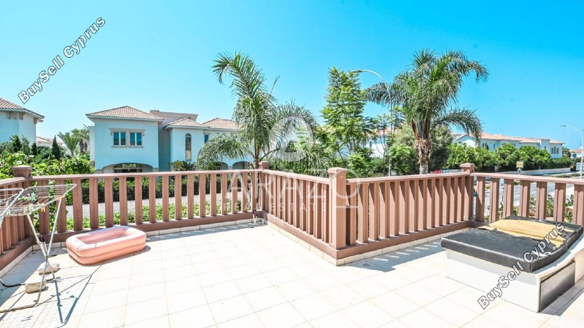 3 bedroom detached house for rent pervolia larnaca 8587580 image 15688115