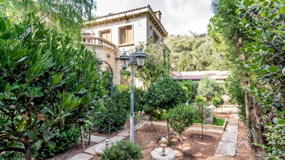 4 bedroom detached house for sale moniatis limassol 979680 image 14356393