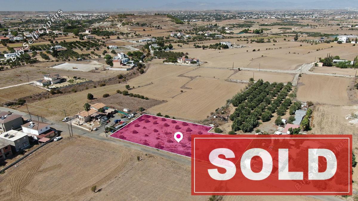 land sold pera orinis nicosia 1203780 image 2807053