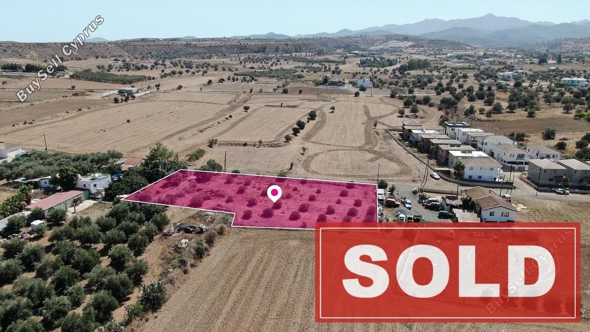 land sold pera orinis nicosia 1203780 image 2807064