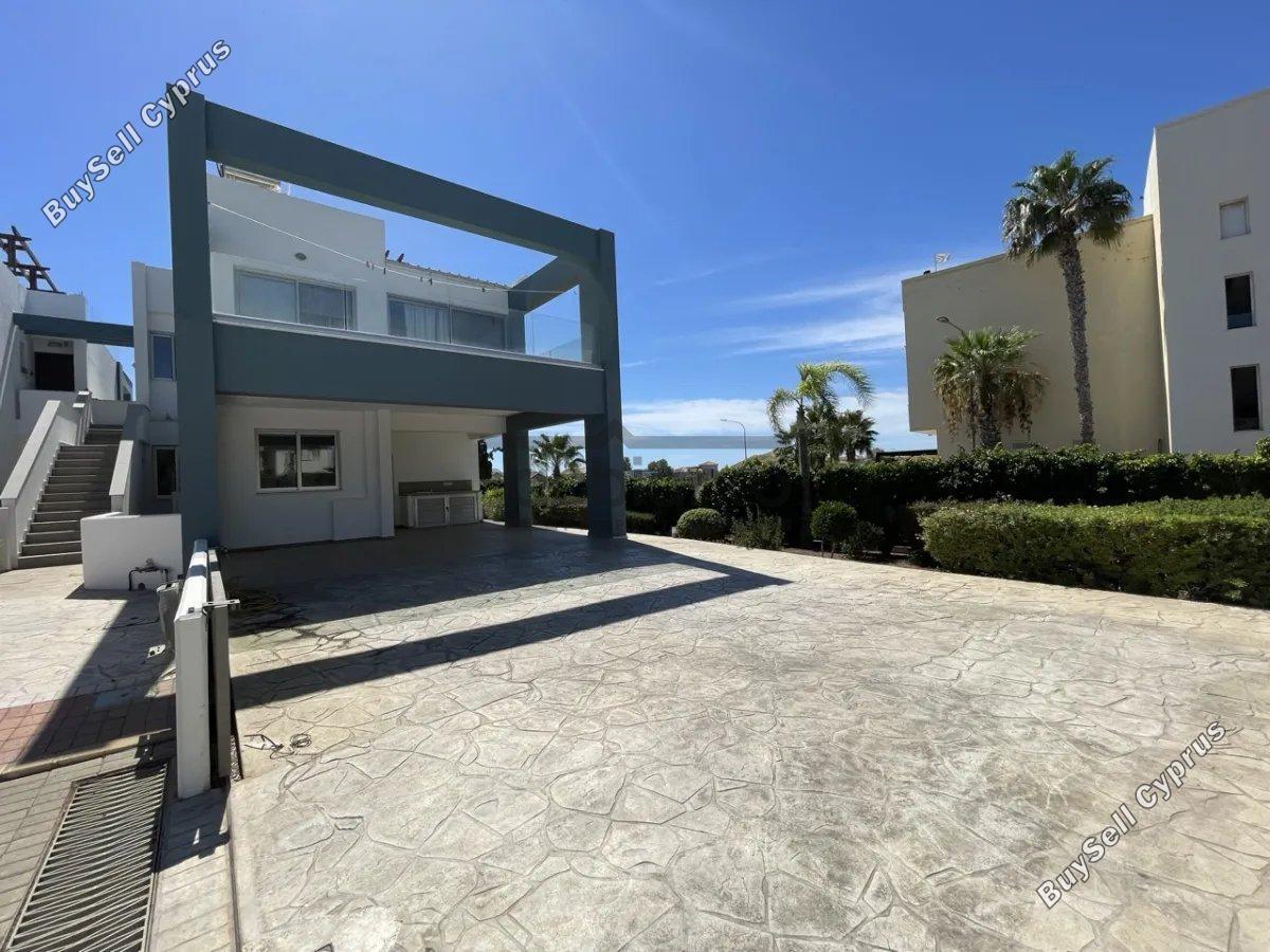3 bedroom apartment for sale pervolia larnaca 8738880 image 16365436