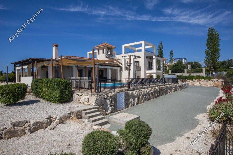 5 Bedroom Detached house for sale in Kathikas, Paphos 15986129