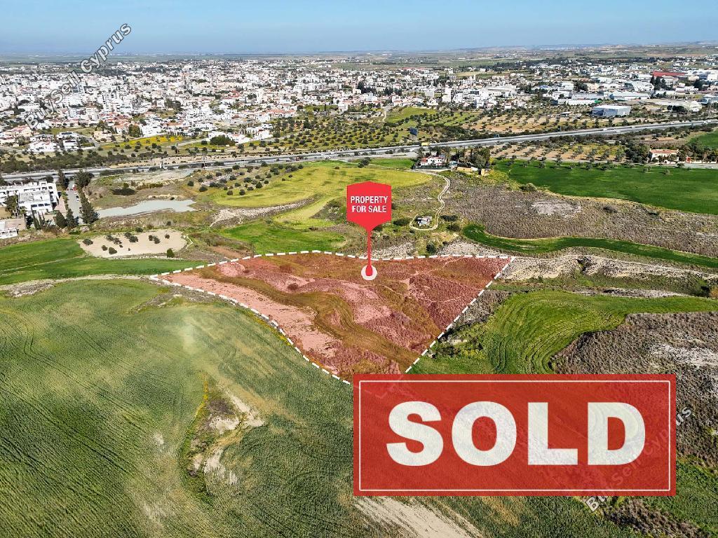 land sold latsia nicosia 1733090 image 4669922
