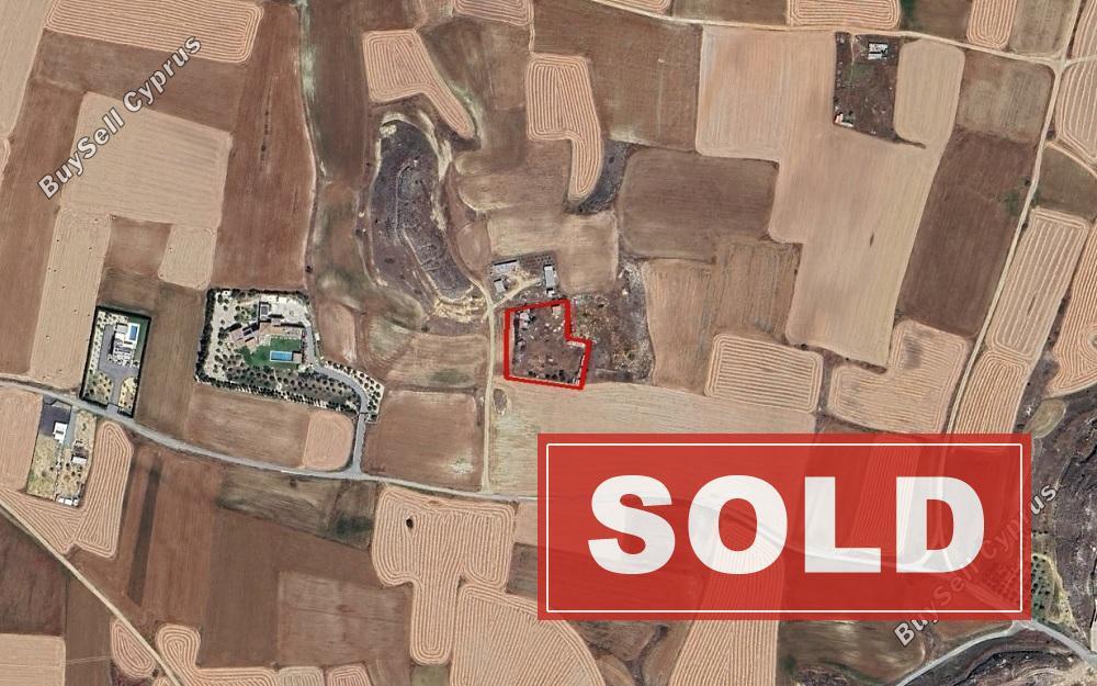 land sold geri nicosia 1259490 image 2005563