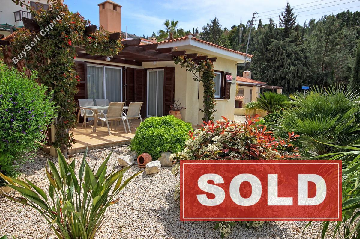 2 bedroom bungalow sold tala paphos 616001 image 297942