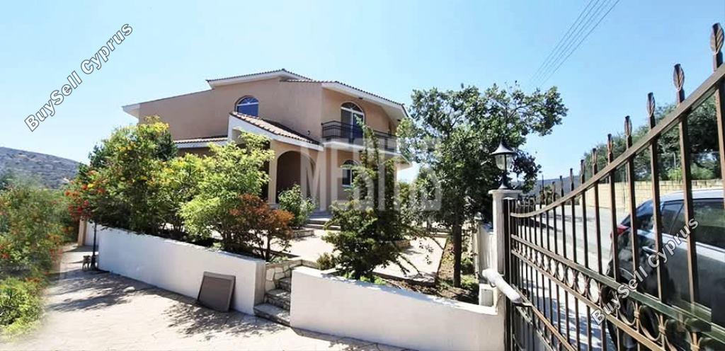 6 Bedroom Detached house for sale in Asgata, Limassol 16180805
