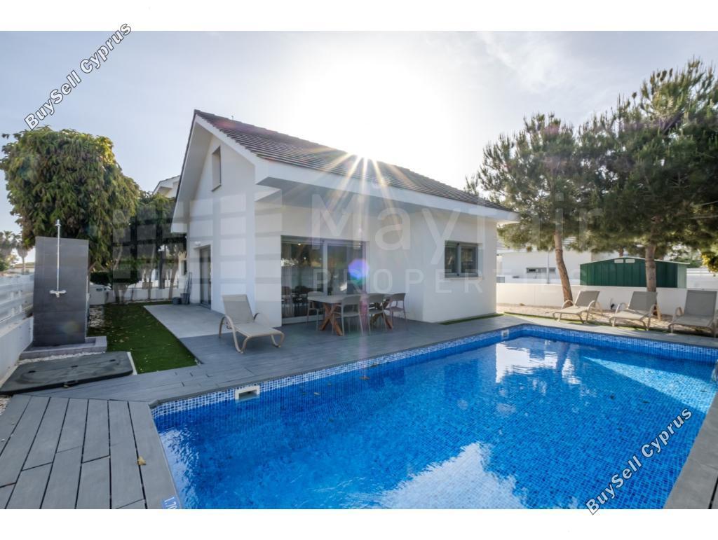 2 bedroom detached house for rent pervolia larnaca 8977901 image 17935920