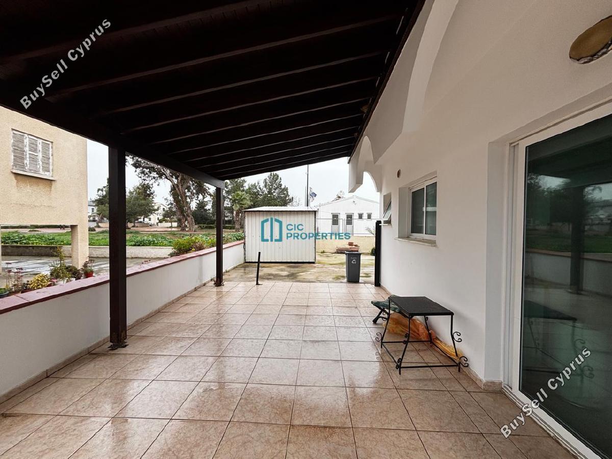 2 bedroom ground floor apartment for rent dekeleia larnaca 8225311 image 13878277