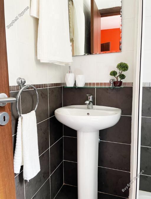 2 bedroom penthouse for sale larnaca municipality larnaca 8387511 image 16799043