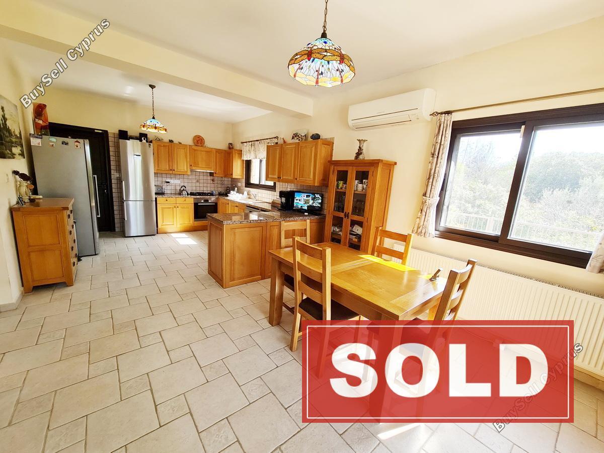 3 bedroom detached house sold tala paphos 8314021 image 14170459