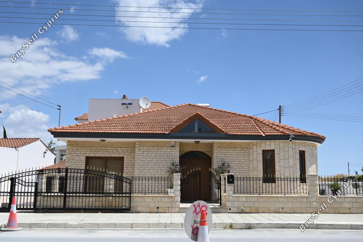 3 bedroom detached house for rent aradippou larnaca 8743121 image 16411186